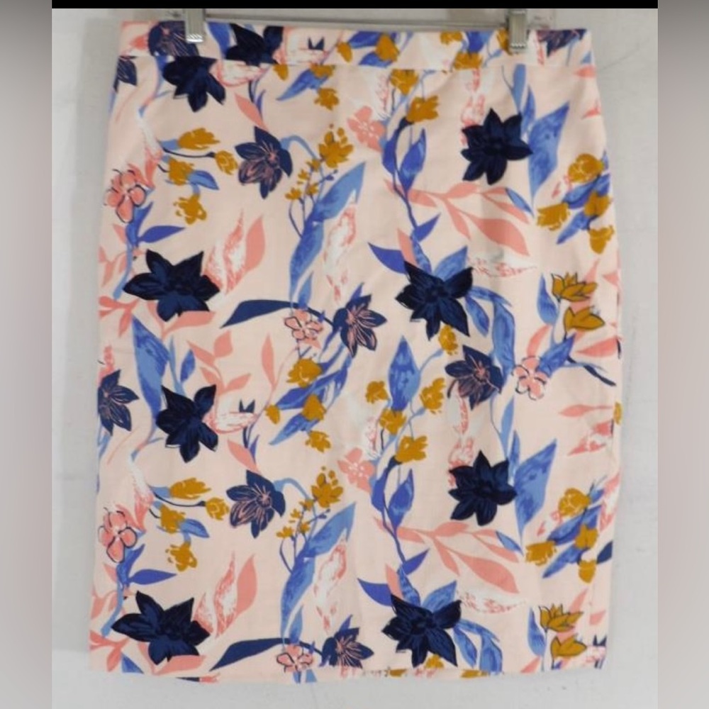J. Crew blue pink flower pencil skirt NWT size 12–AS IS smudge